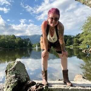 Meet your Posher, Cherish